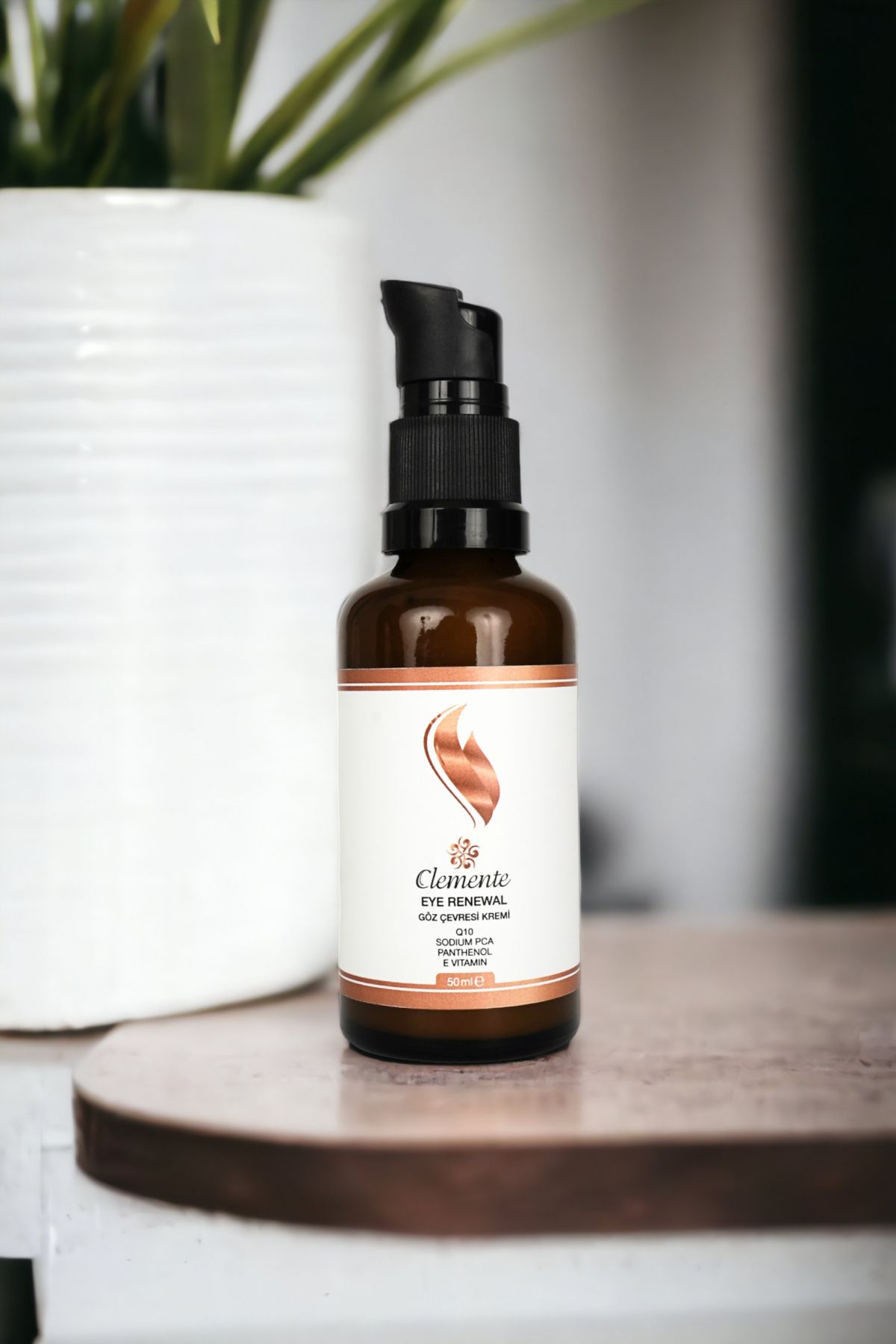 CLEMENTE Göz Çevresi Kremi 3in1 (Q10) Tüm Cilt Tiplerine Uygundur