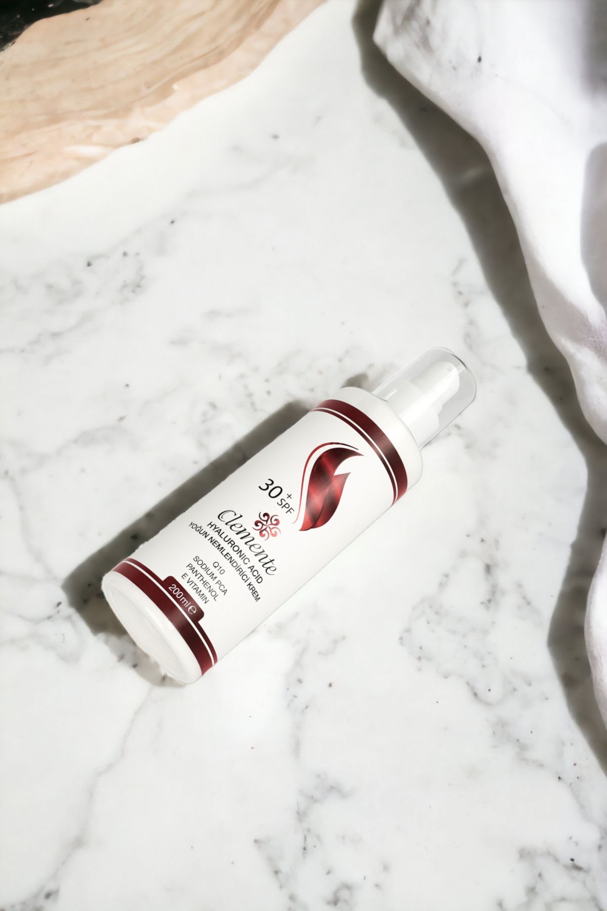 CLEMENTE NEMLENDİRİCİ KREM 30 SPF - (TÜM CİLT TİPLERİ İÇİN)